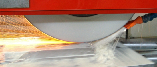 HORIZONTAL GRINDING MACHINES